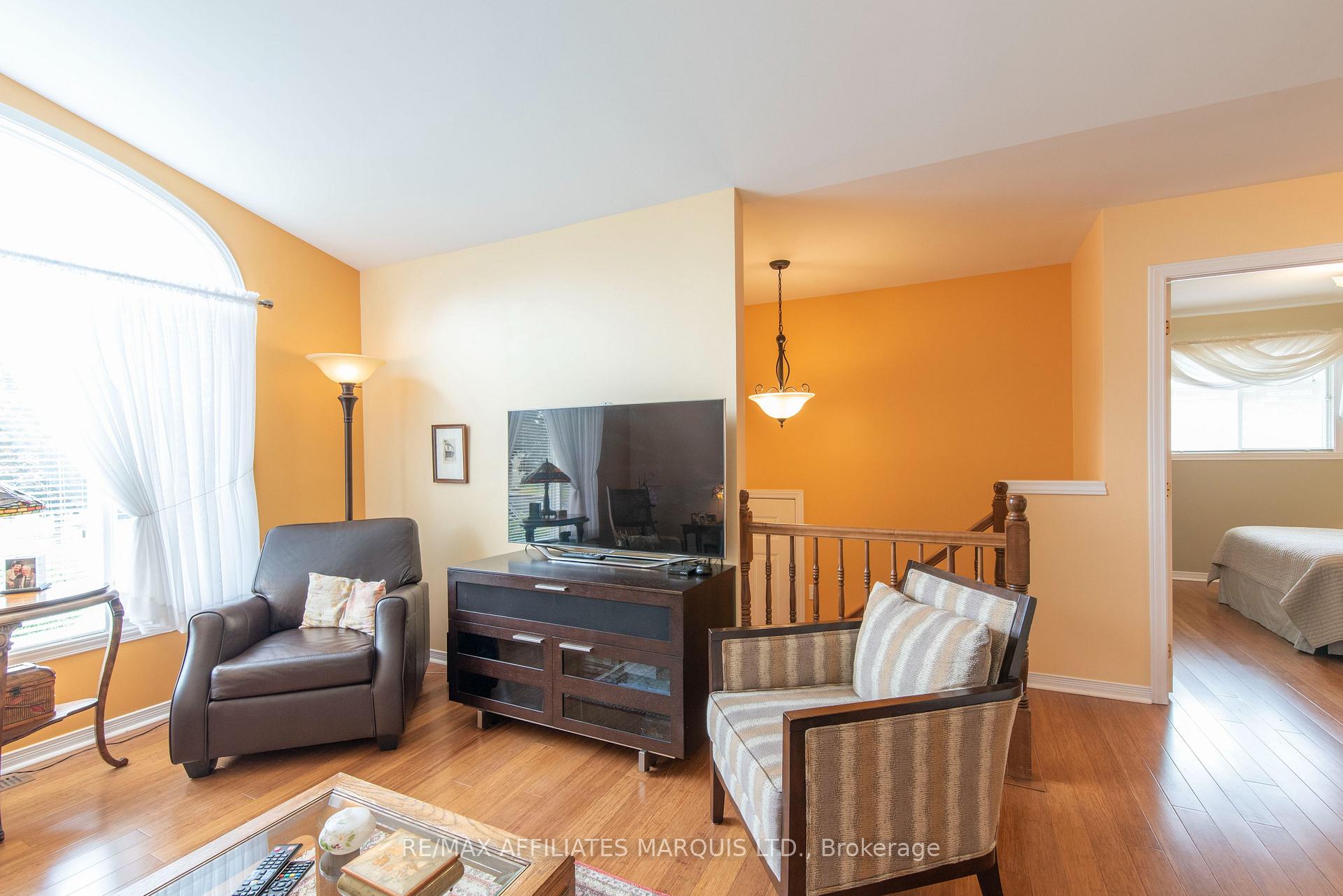 Photo 7 of 248 Northwoods Crescent, Cornwall, Cornwall — HOMEH