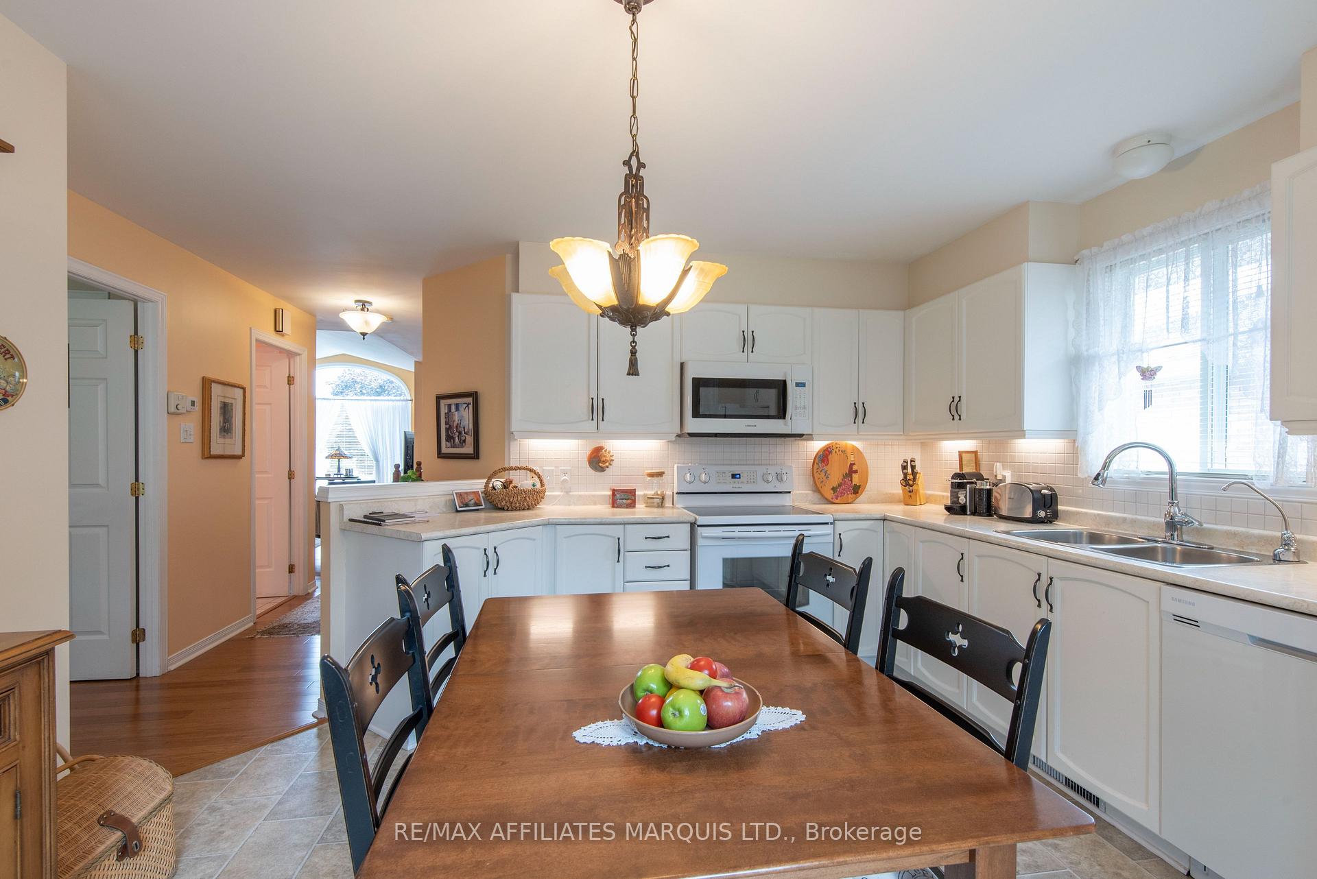 Photo 17 of 248 Northwoods Crescent, Cornwall, Cornwall — HOMEH