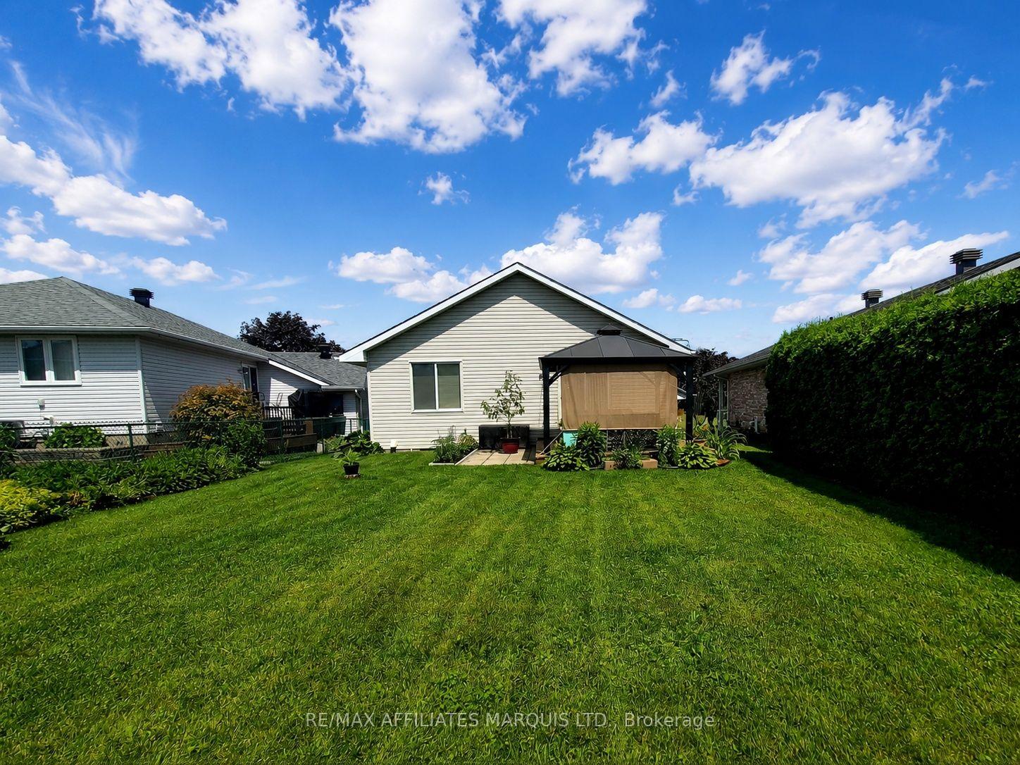 Photo 38 of 248 Northwoods Crescent, Cornwall, Cornwall — HOMEH