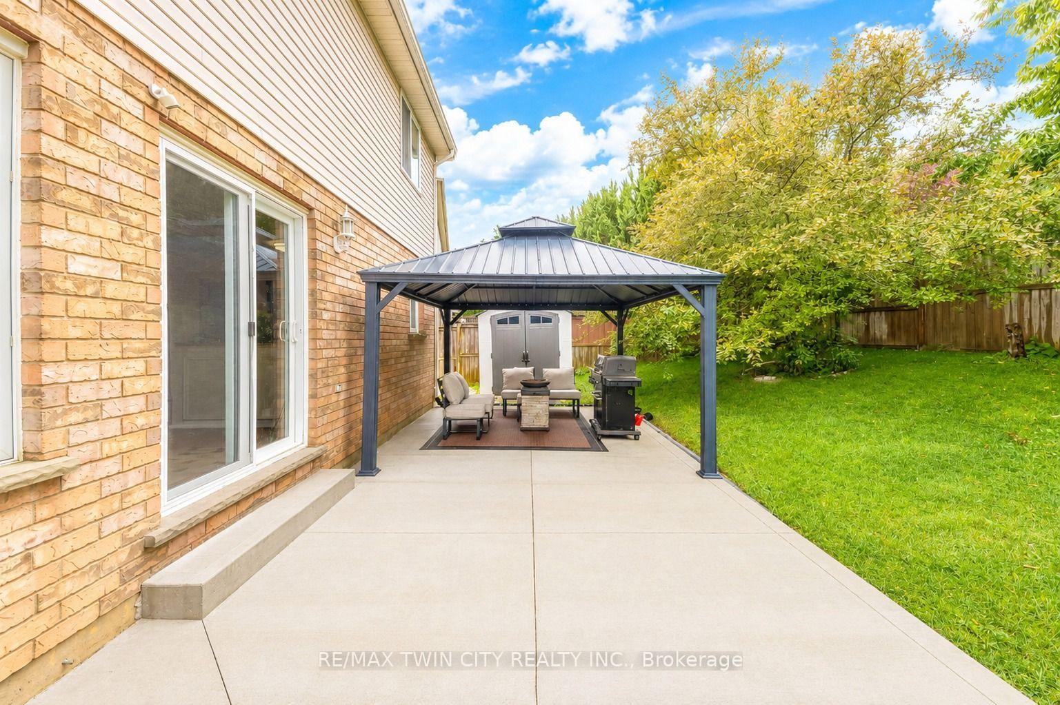 Photo 42 of 519 Yorkshire Drive, Waterloo, Upper Beechwood — HOMEH