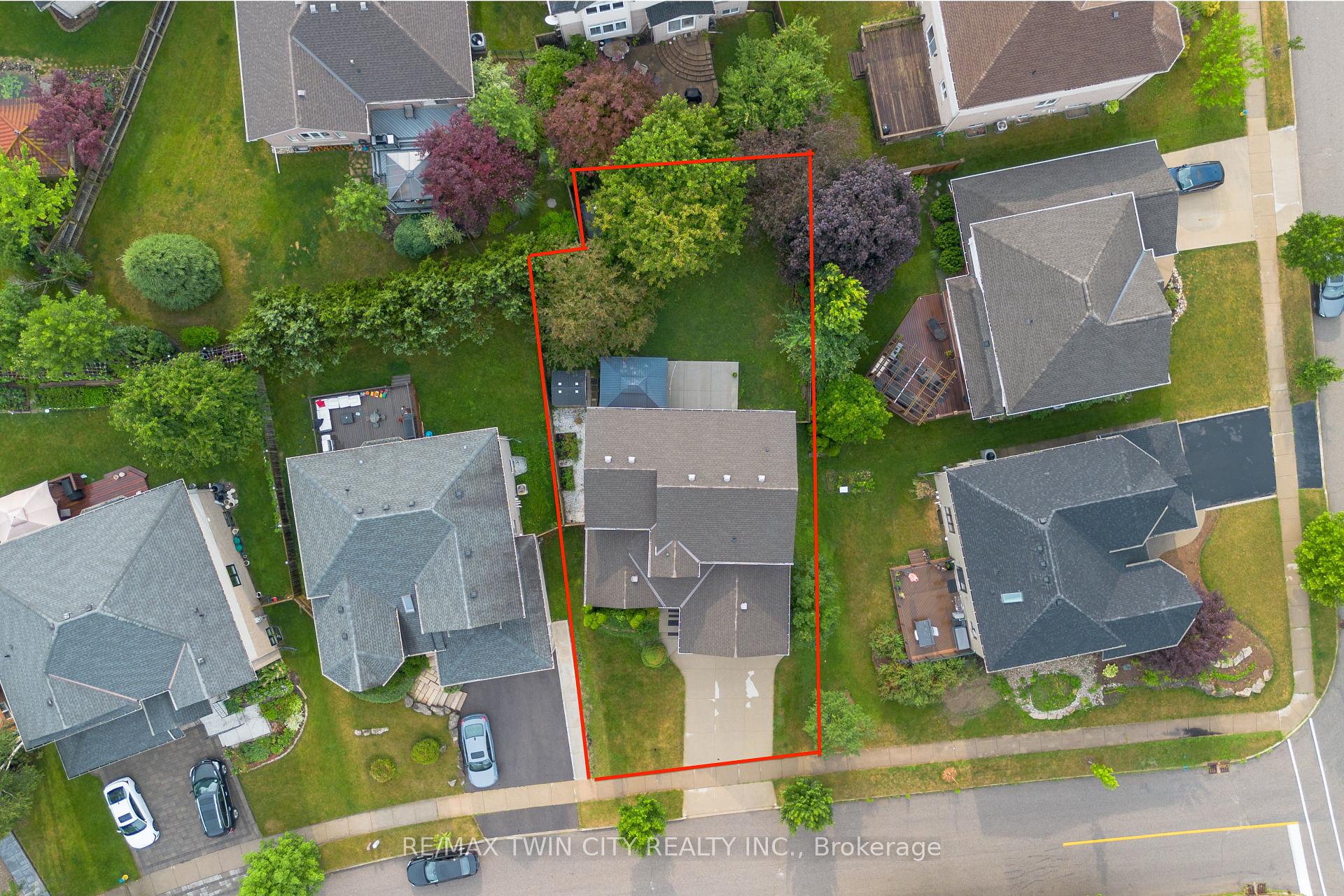 Photo 44 of 519 Yorkshire Drive, Waterloo, Upper Beechwood — HOMEH