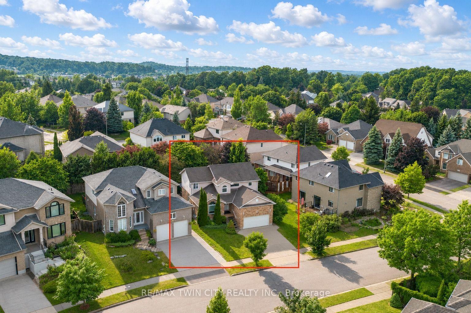 Photo 45 of 519 Yorkshire Drive, Waterloo, Upper Beechwood — HOMEH