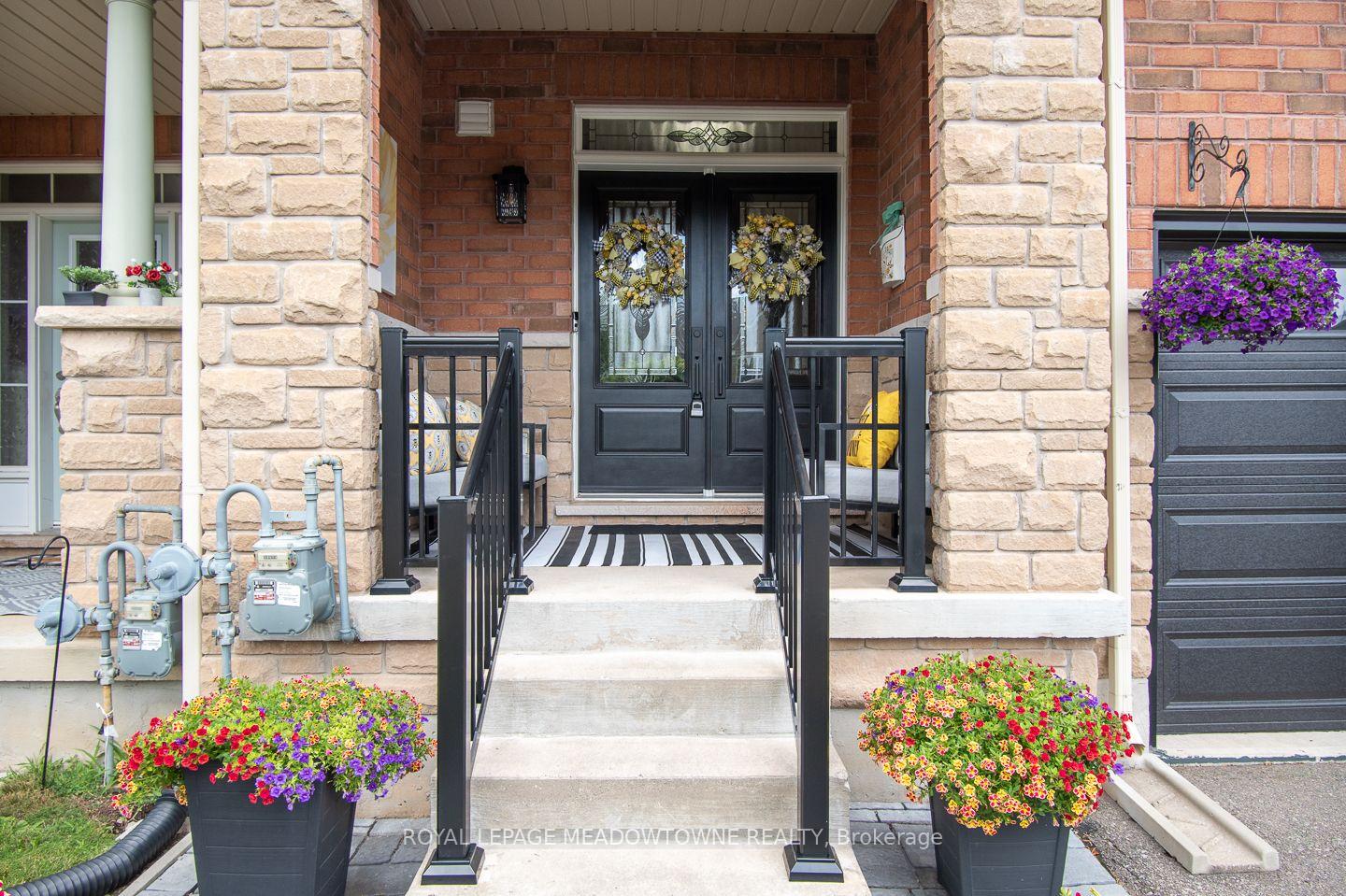 Photo 3 of 9 Mclaughlin Avenue, Milton, Willmott — HOMEH