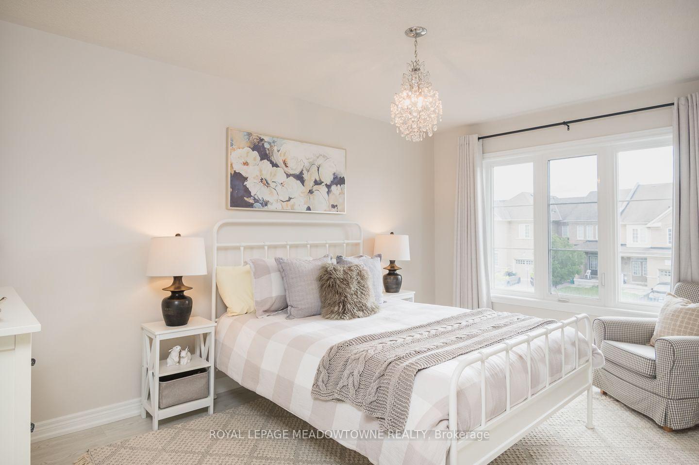 Photo 26 of 9 Mclaughlin Avenue, Milton, Willmott — HOMEH