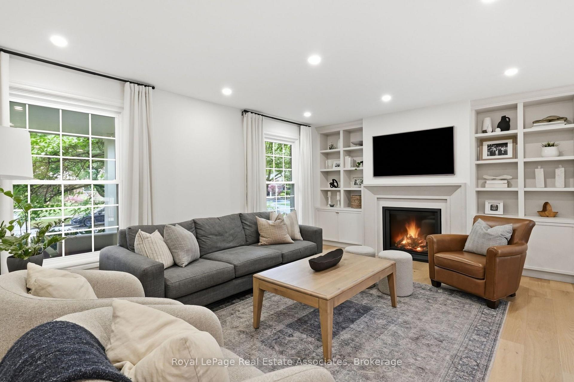 Photo 6 of 648 Cherrywood Drive, Burlington, LaSalle — HOMEH