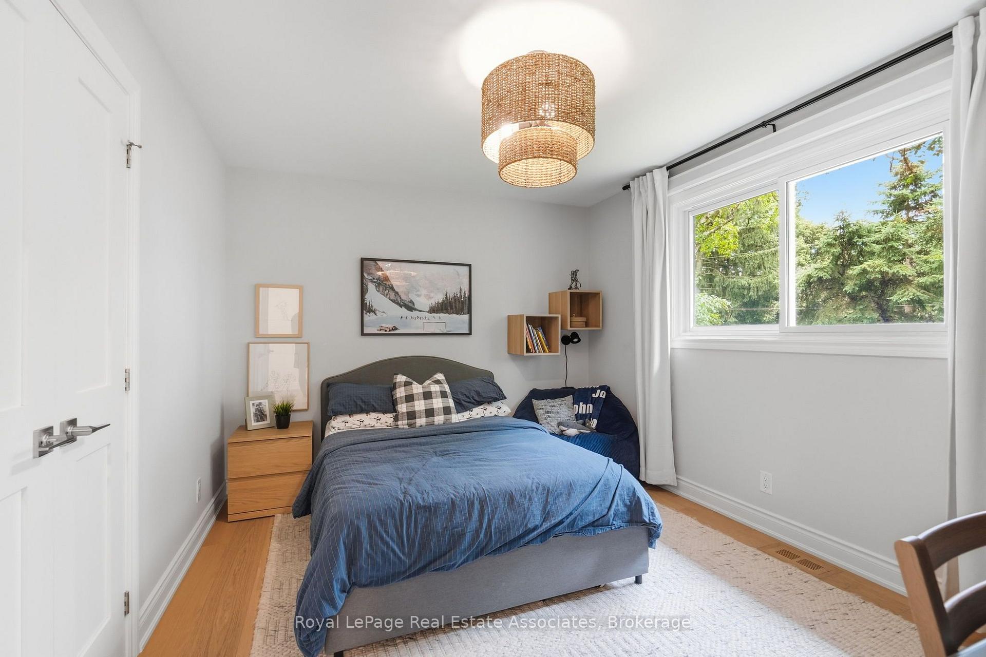 Photo 28 of 648 Cherrywood Drive, Burlington, LaSalle — HOMEH