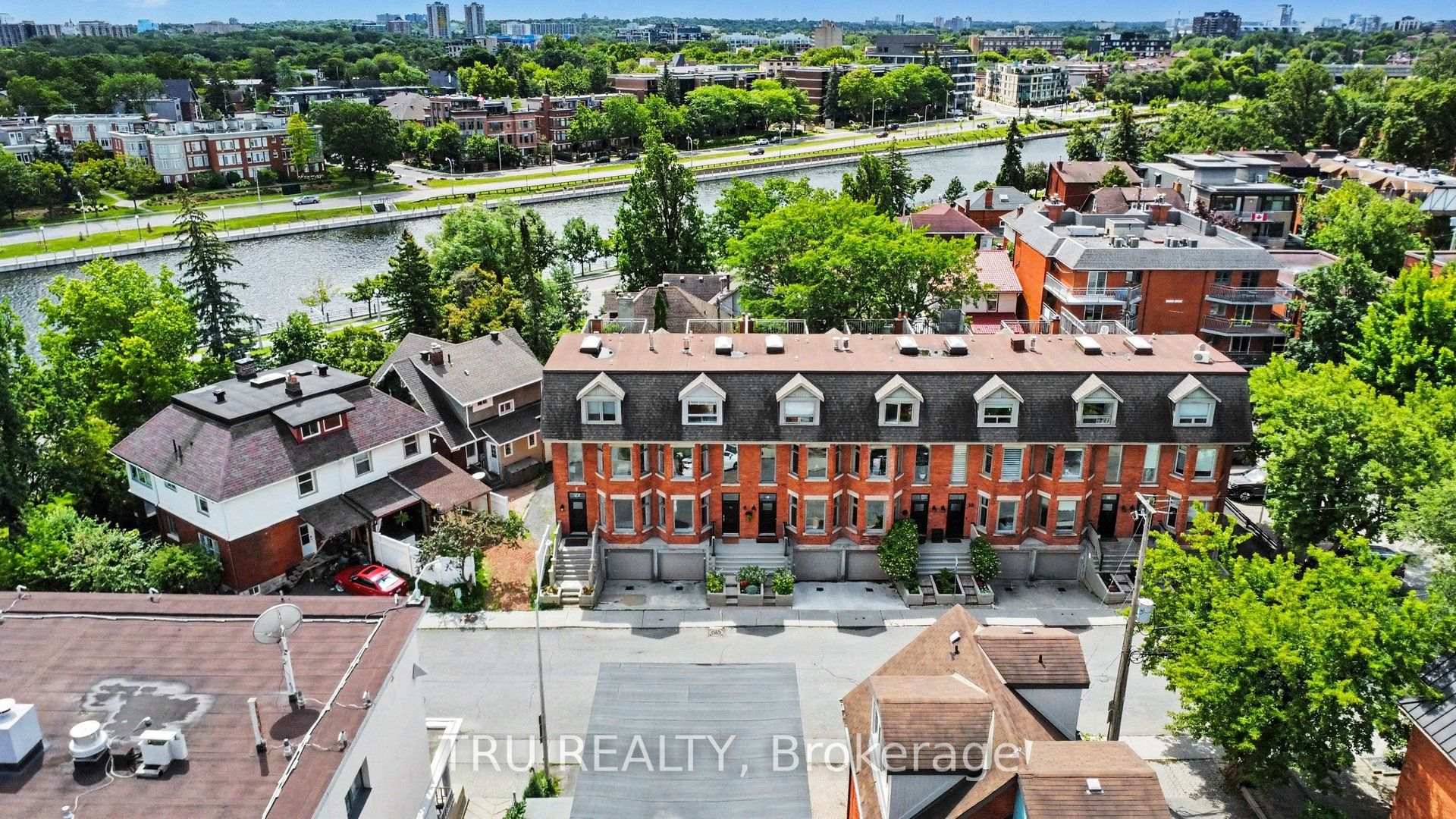 Photo 3 of 24 Waverley Street, Ottawa, Ottawa Centre/Golden Triangle — HOMEH