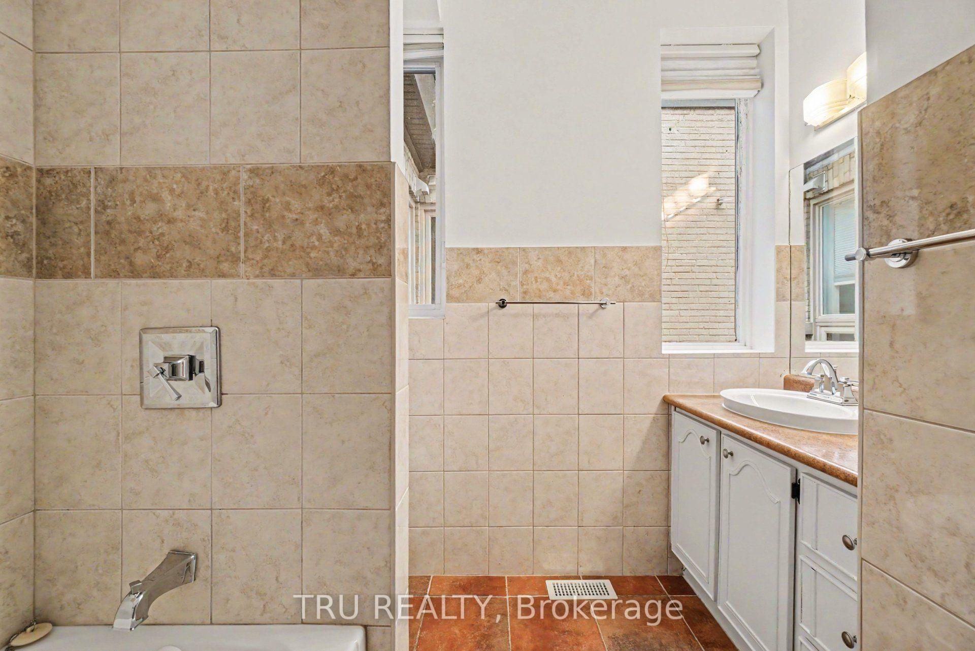 Photo 21 of 24 Waverley Street, Ottawa, Ottawa Centre/Golden Triangle — HOMEH