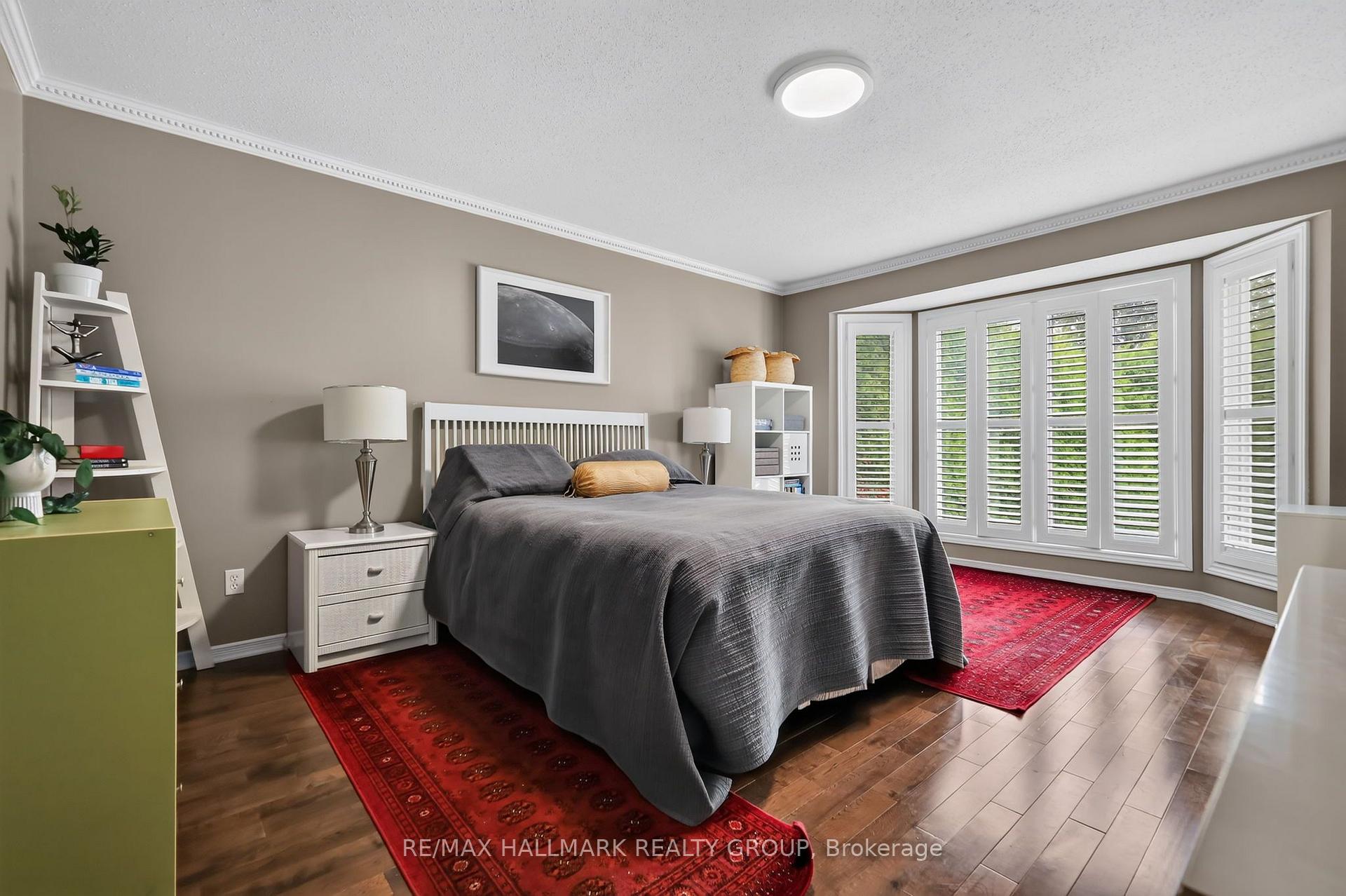 Photo 18 of 15 Pemberton Crescent, Ottawa, Manordale — HOMEH