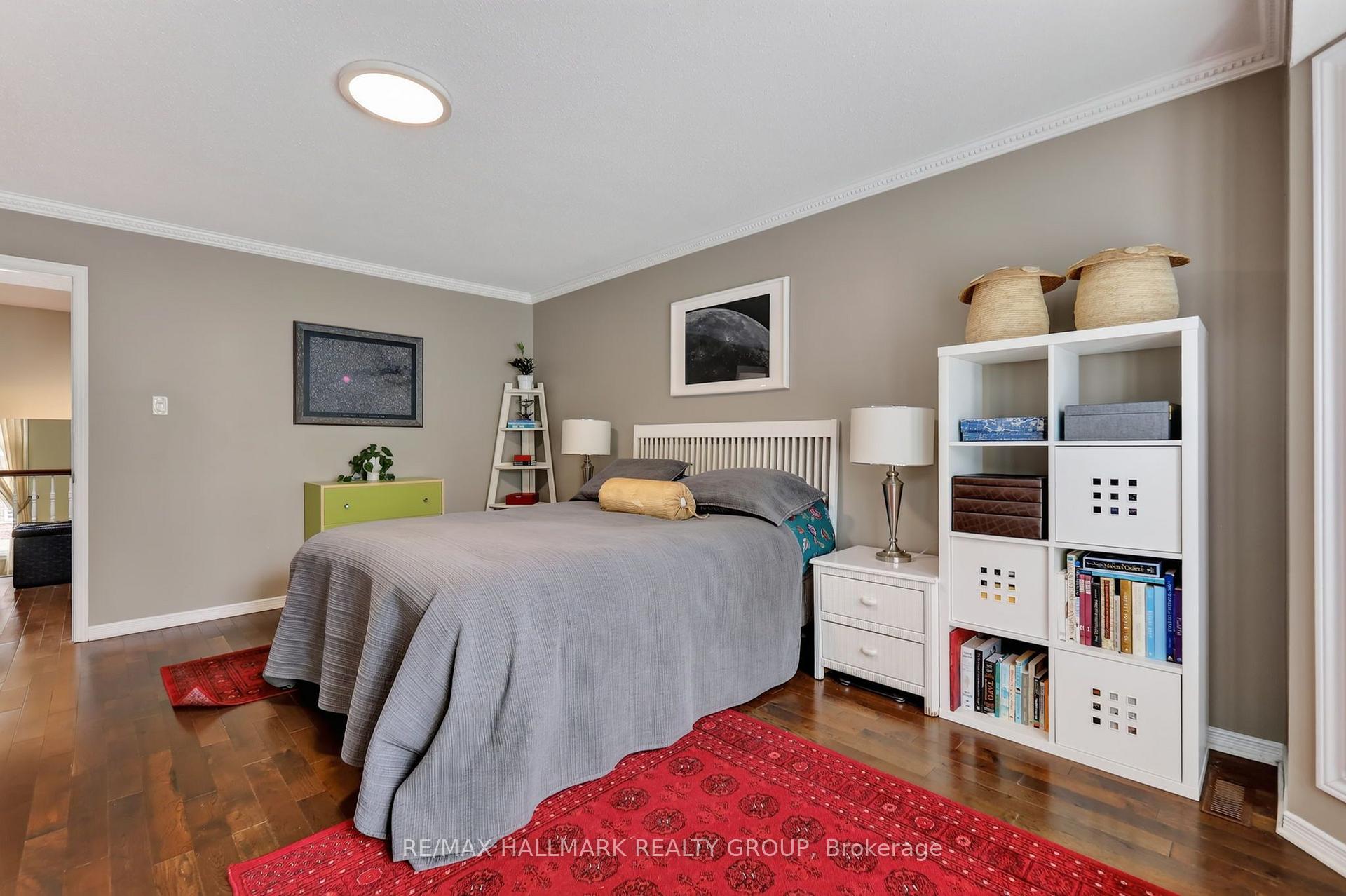 Photo 19 of 15 Pemberton Crescent, Ottawa, Manordale — HOMEH