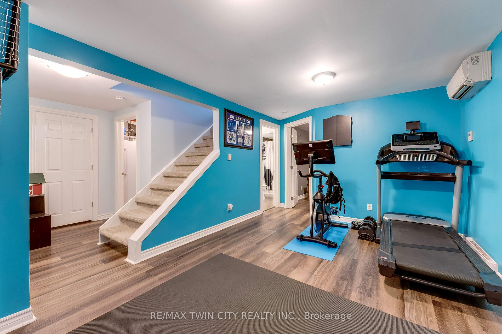 Photo 25 of 11 Nipigon Place, Kitchener, Grand River North — HOMEH