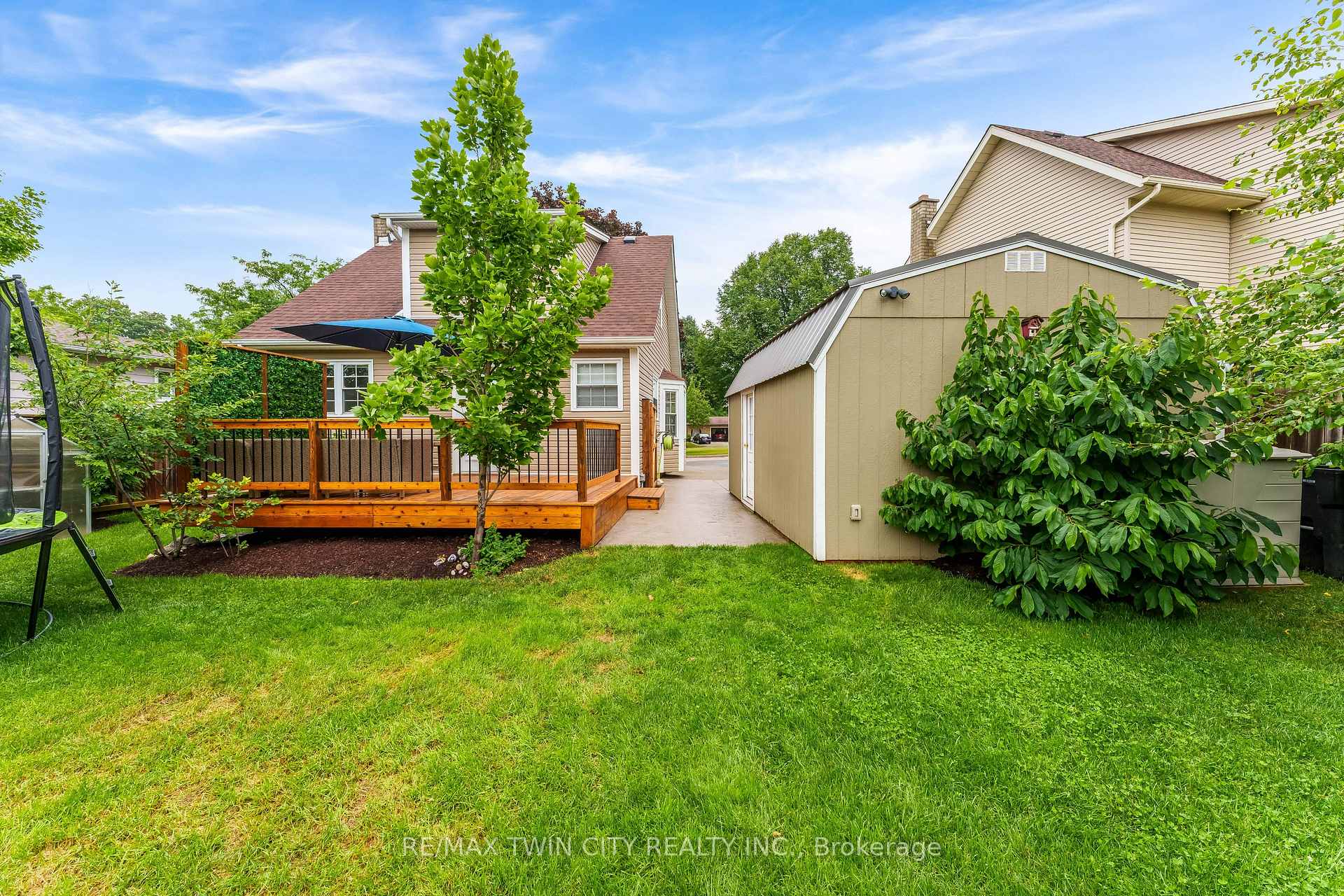 Photo 37 of 11 Nipigon Place, Kitchener, Grand River North — HOMEH