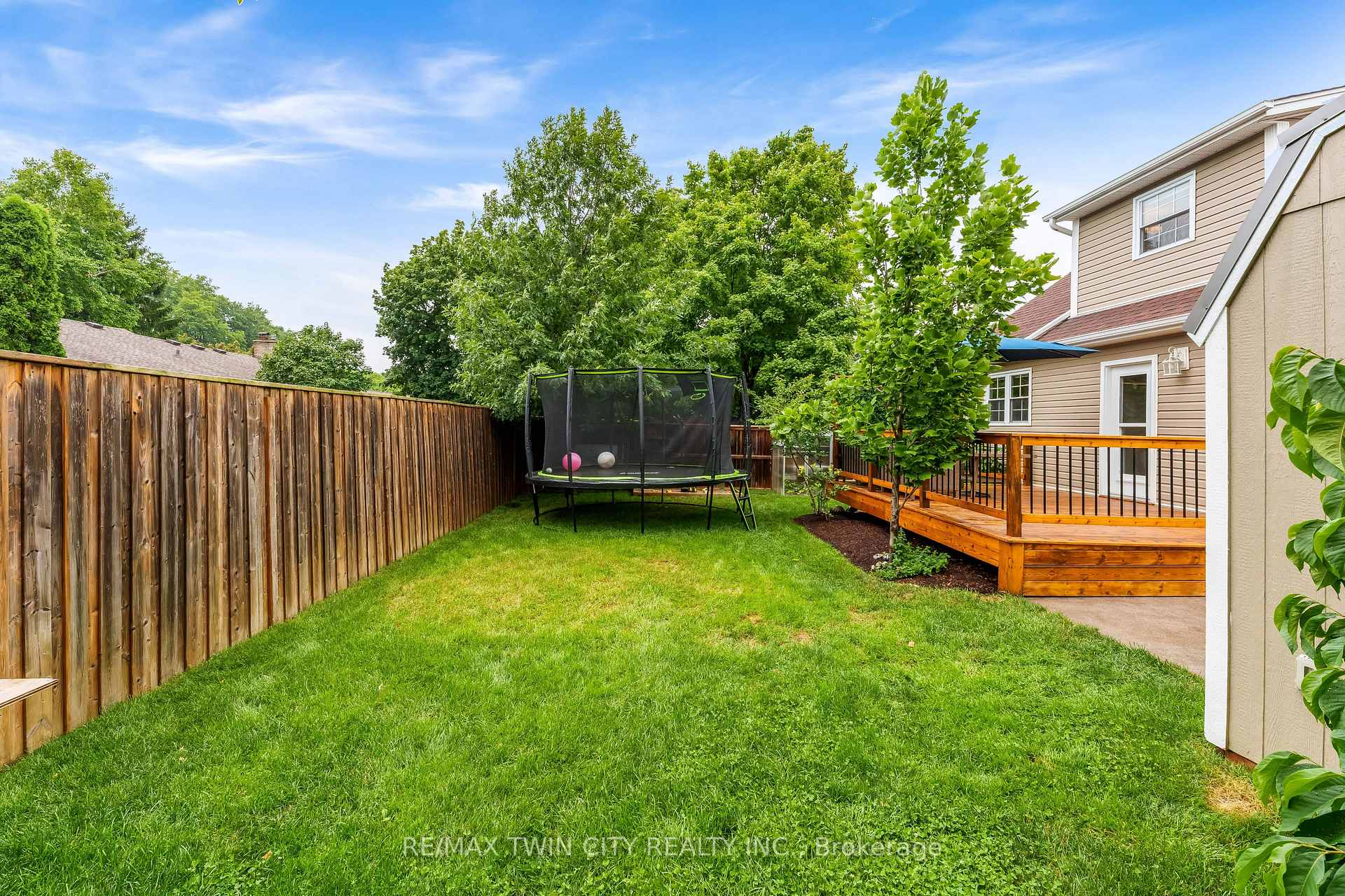 Photo 38 of 11 Nipigon Place, Kitchener, Grand River North — HOMEH