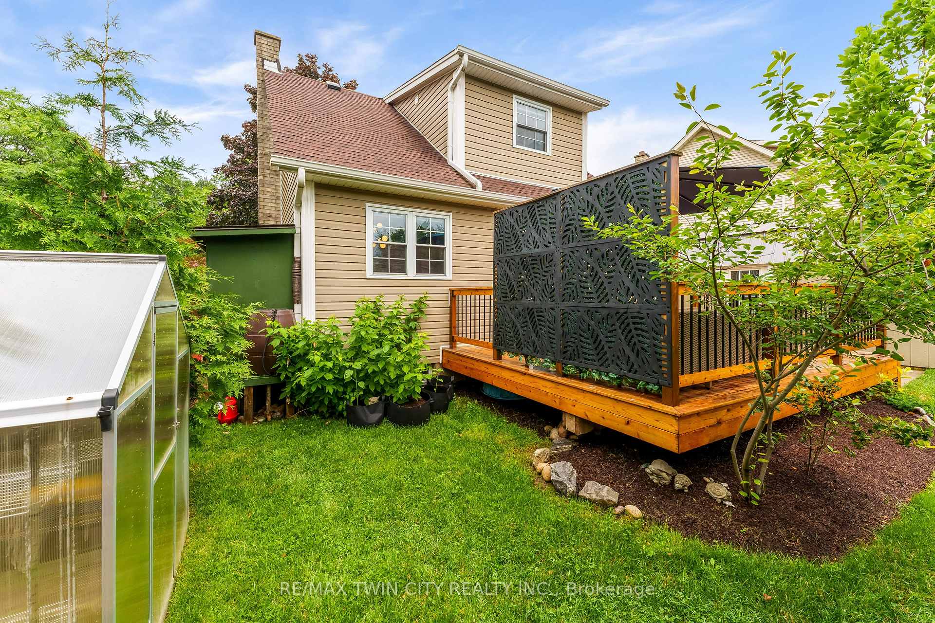 Photo 40 of 11 Nipigon Place, Kitchener, Grand River North — HOMEH