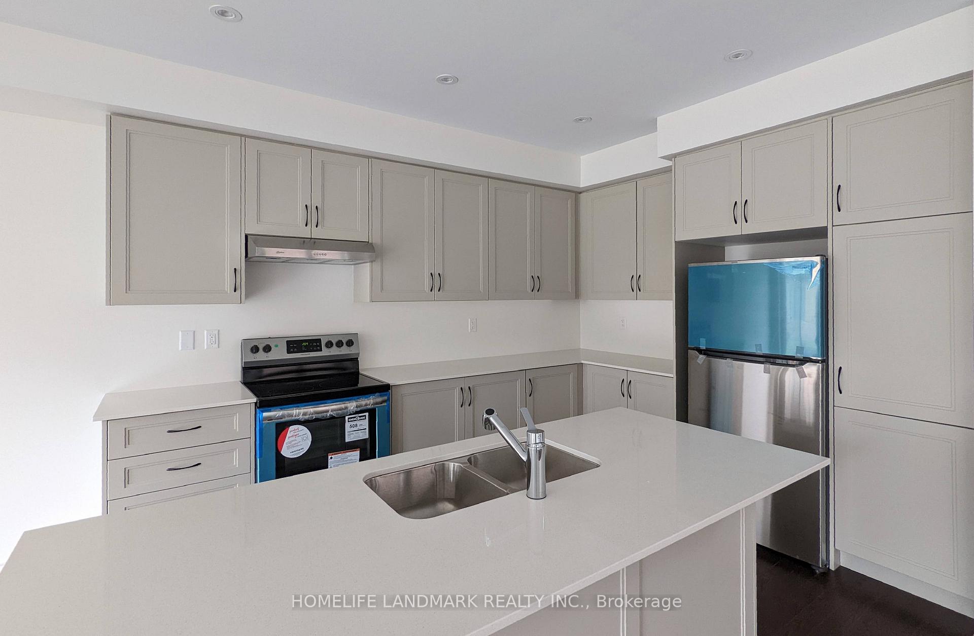 Photo 10 of 67 Laing Drive, Whitby, Rural Whitby — HOMEH