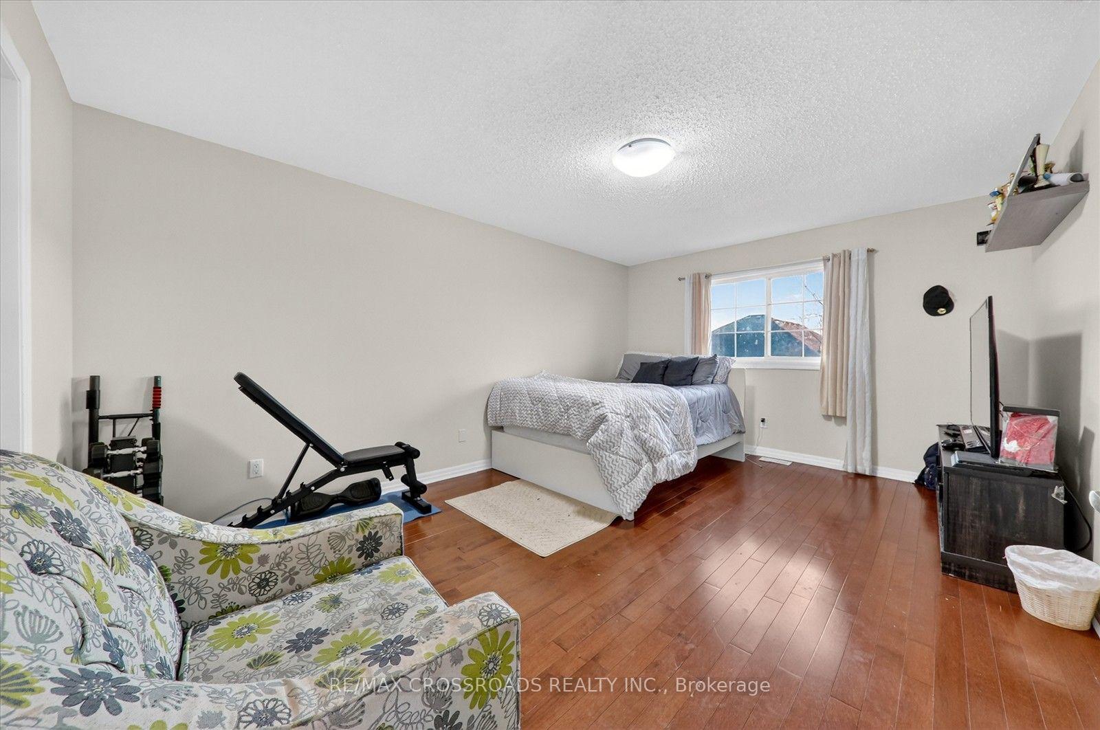 Photo 25 of 1626 Chilliwack Street, Oshawa, Taunton — HOMEH