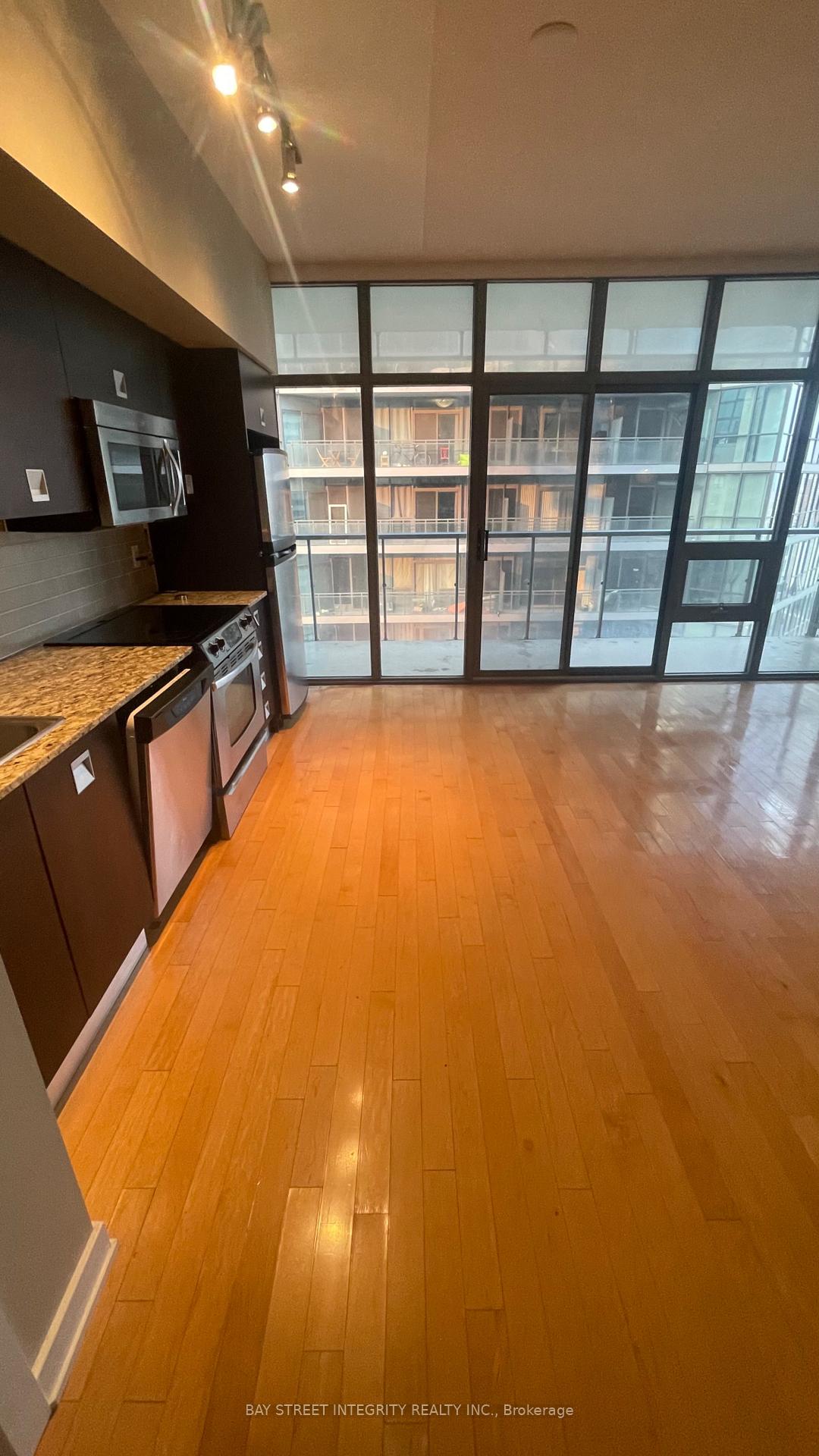 Photo 3 of Unit 1512, 33 Charles Street E, Toronto, Church-Yonge Corridor — HOMEH