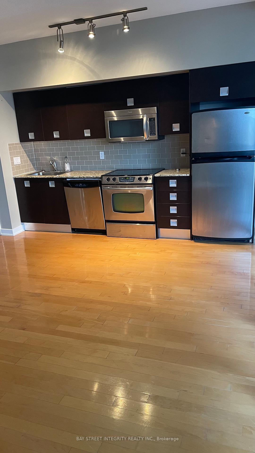 Photo 4 of Unit 1512, 33 Charles Street E, Toronto, Church-Yonge Corridor — HOMEH