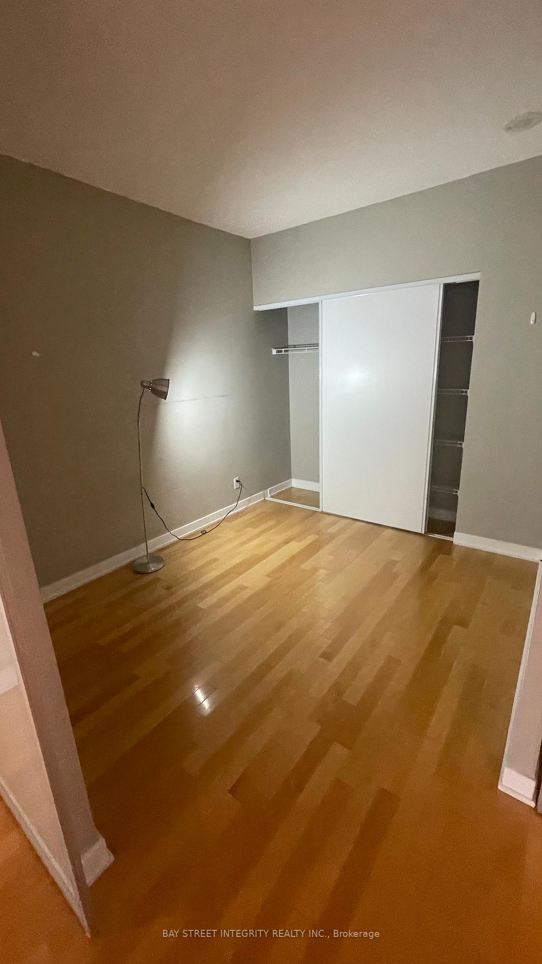 Photo 6 of Unit 1512, 33 Charles Street E, Toronto, Church-Yonge Corridor — HOMEH
