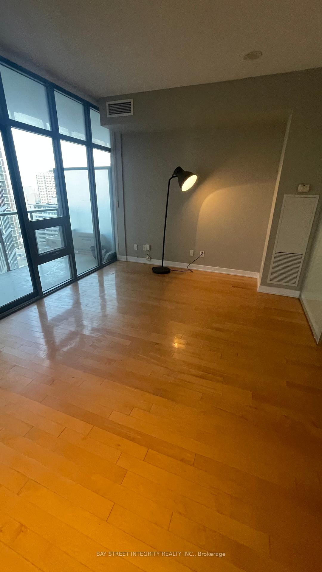 Photo 8 of Unit 1512, 33 Charles Street E, Toronto, Church-Yonge Corridor — HOMEH
