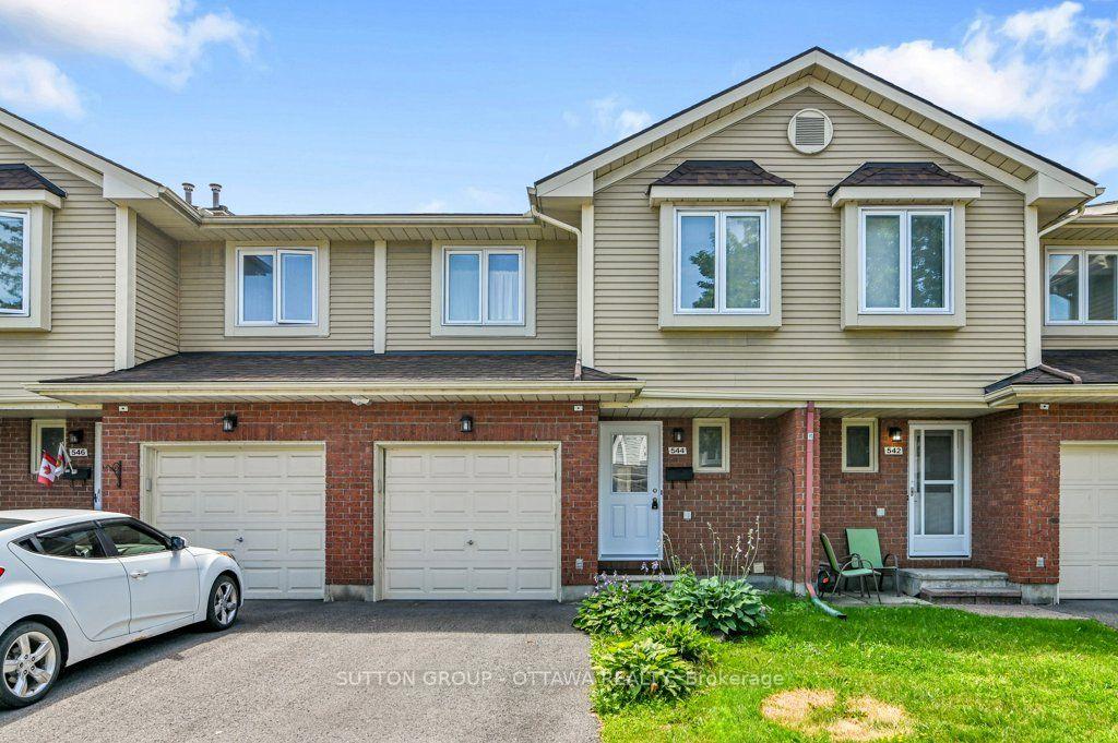 Photo 2 of Unit 32, 544 Parasol Court, Ottawa, Fallingbrook/Pineridge — HOMEH