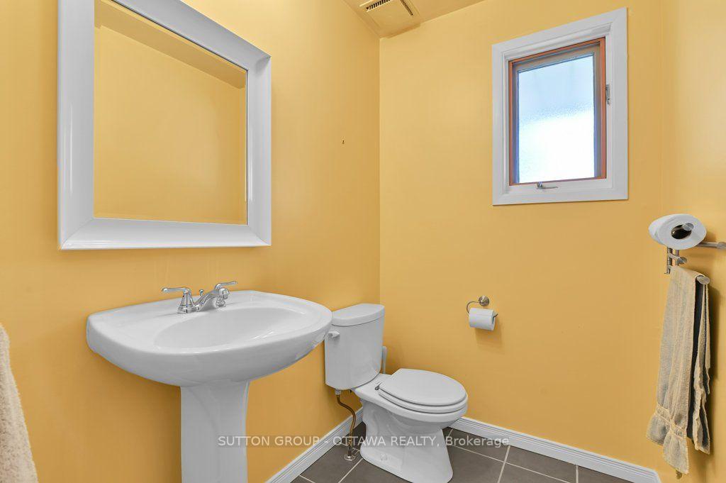 Photo 6 of Unit 32, 544 Parasol Court, Ottawa, Fallingbrook/Pineridge — HOMEH