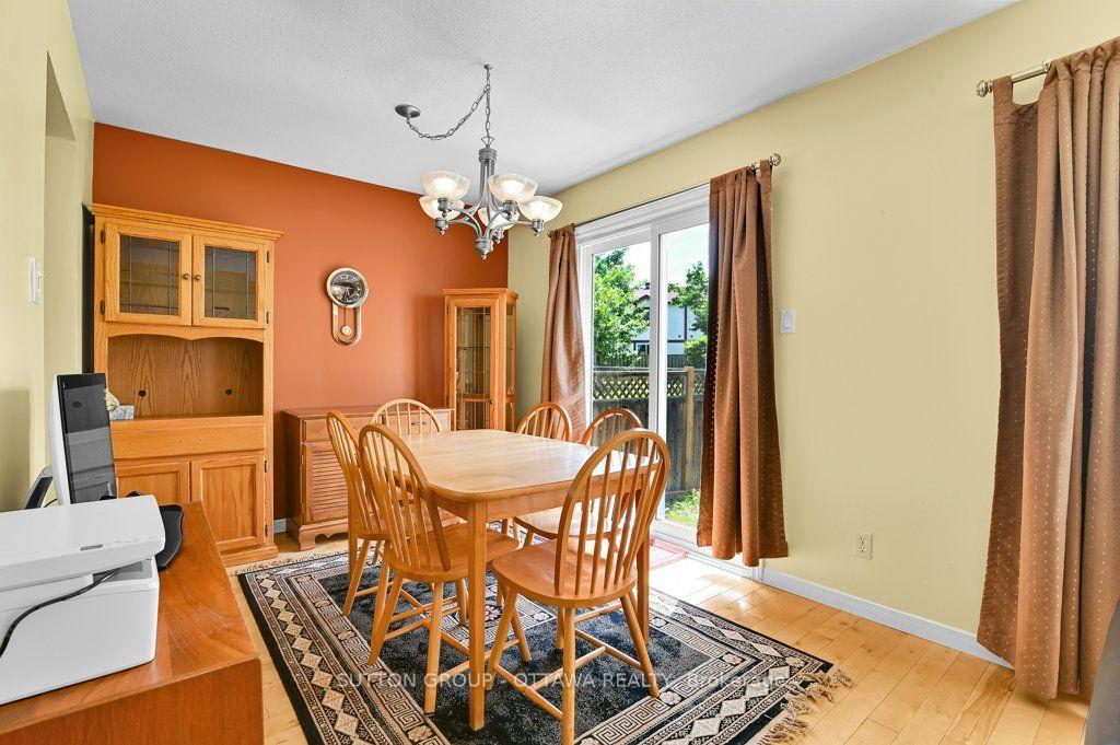 Photo 12 of Unit 32, 544 Parasol Court, Ottawa, Fallingbrook/Pineridge — HOMEH