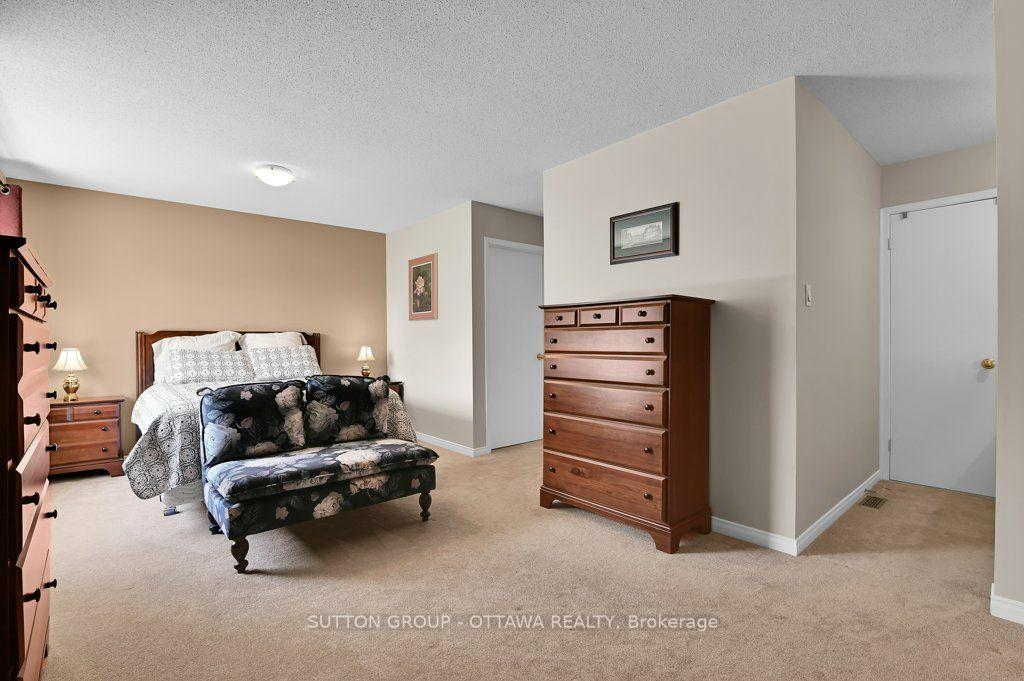Photo 19 of Unit 32, 544 Parasol Court, Ottawa, Fallingbrook/Pineridge — HOMEH