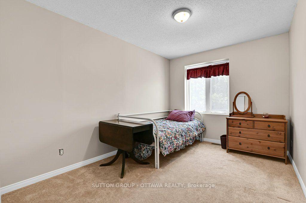 Photo 23 of Unit 32, 544 Parasol Court, Ottawa, Fallingbrook/Pineridge — HOMEH