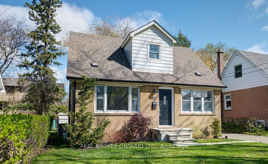 Photo 3 of 40 Stamford Square N, Scarborough, Clairlea-Birchmount — HOMEH