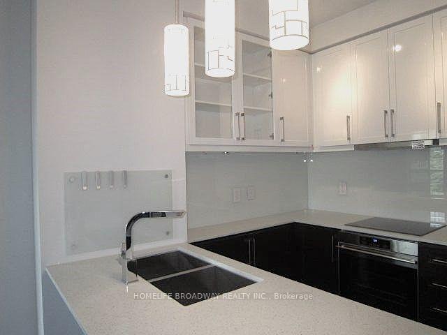 Photo 4 of Unit 401, 21 Clairtrell Road, North York, Willowdale East — HOMEH