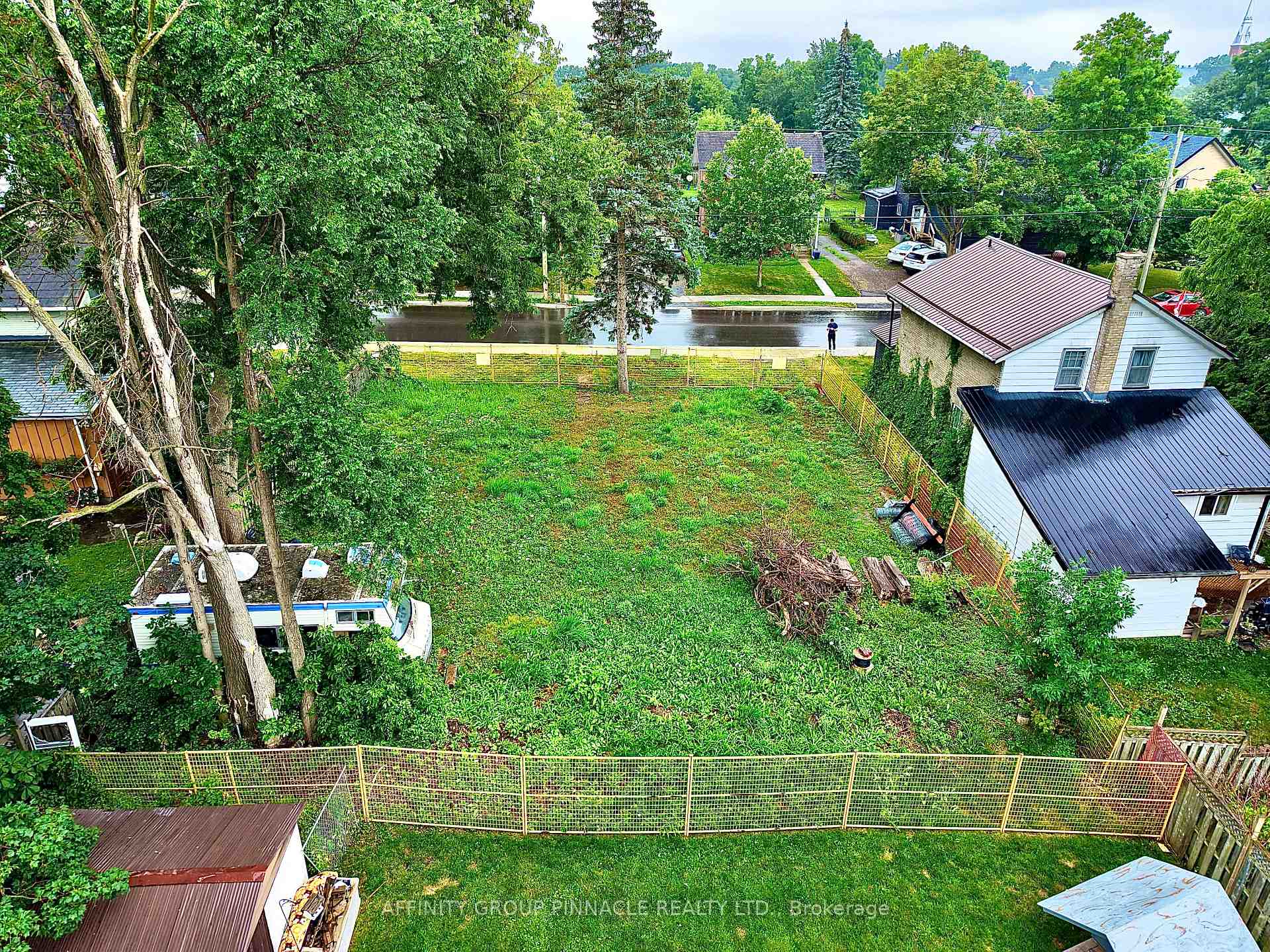 Photo 7 of 82 King Street, Kawartha Lakes, Lindsay — HOMEH