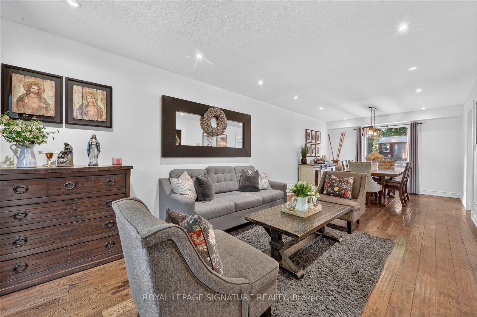 Photo 11 of 62 Massey Street, Brampton, Central Park — HOMEH