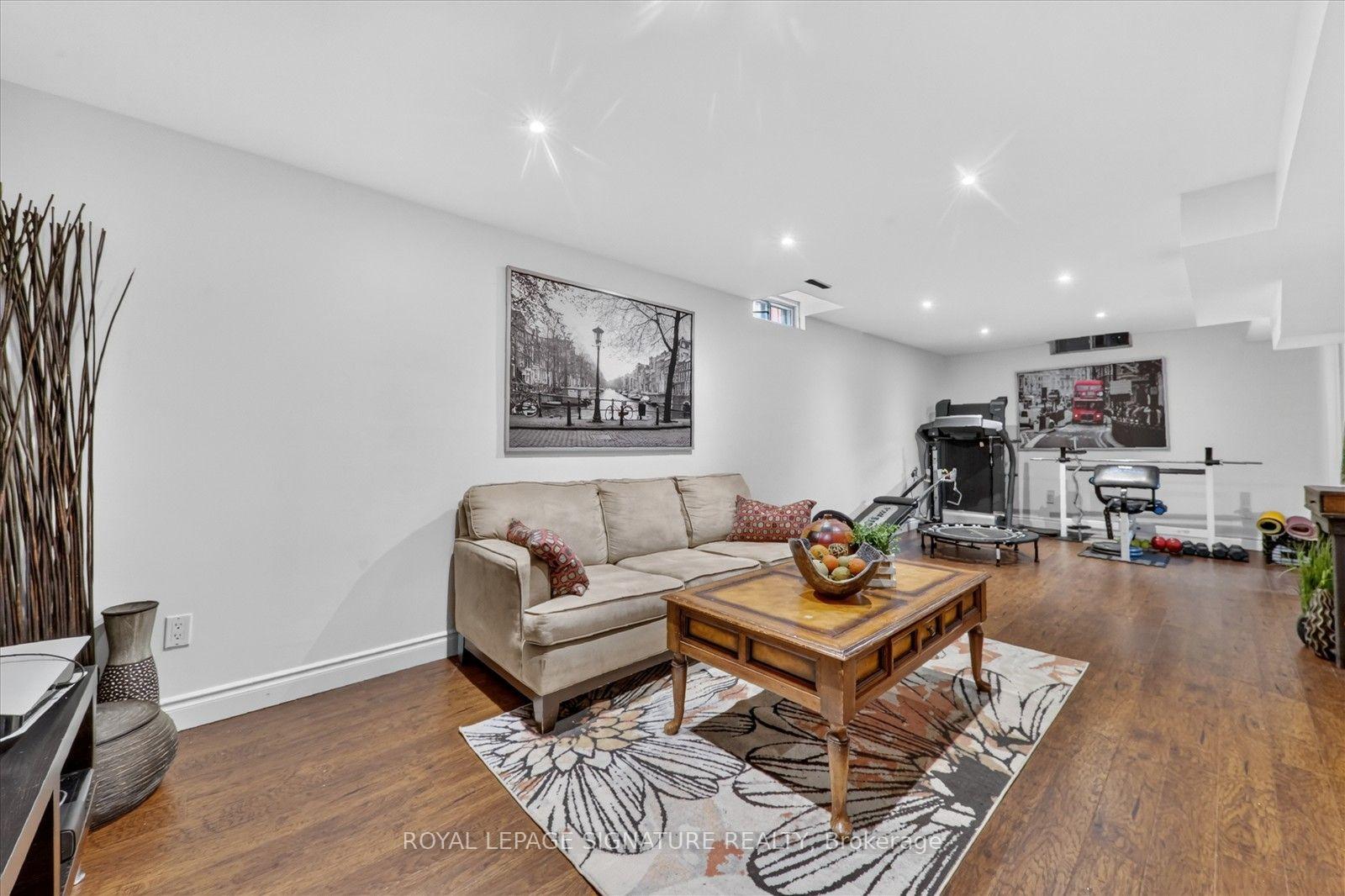 Photo 38 of 62 Massey Street, Brampton, Central Park — HOMEH