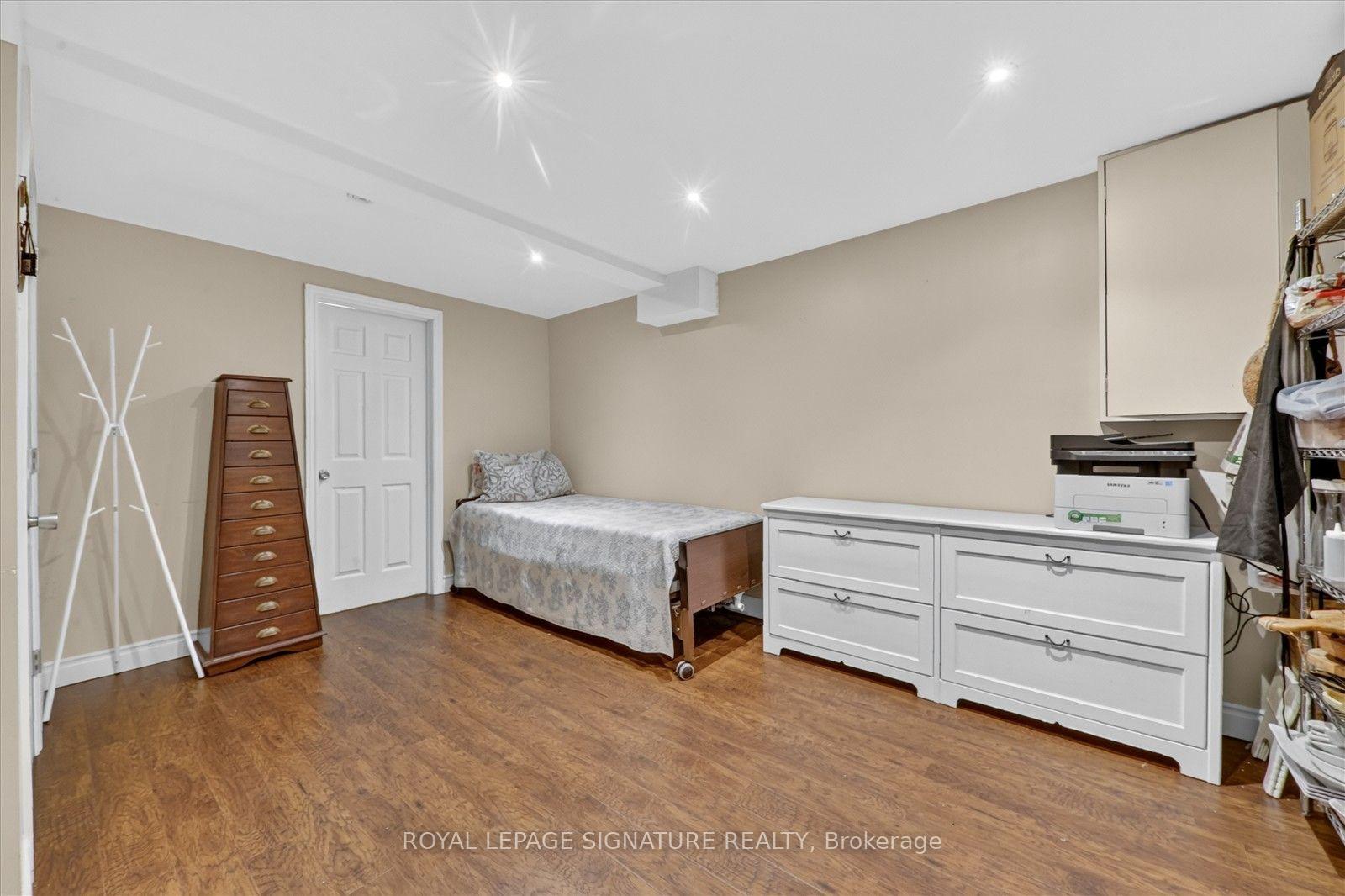 Photo 42 of 62 Massey Street, Brampton, Central Park — HOMEH