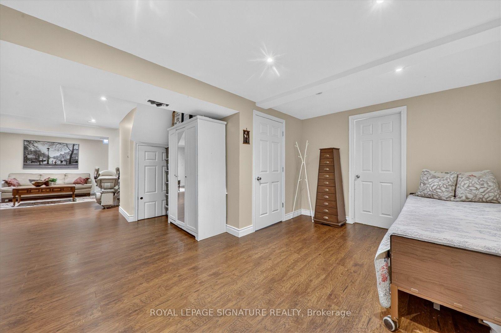 Photo 43 of 62 Massey Street, Brampton, Central Park — HOMEH