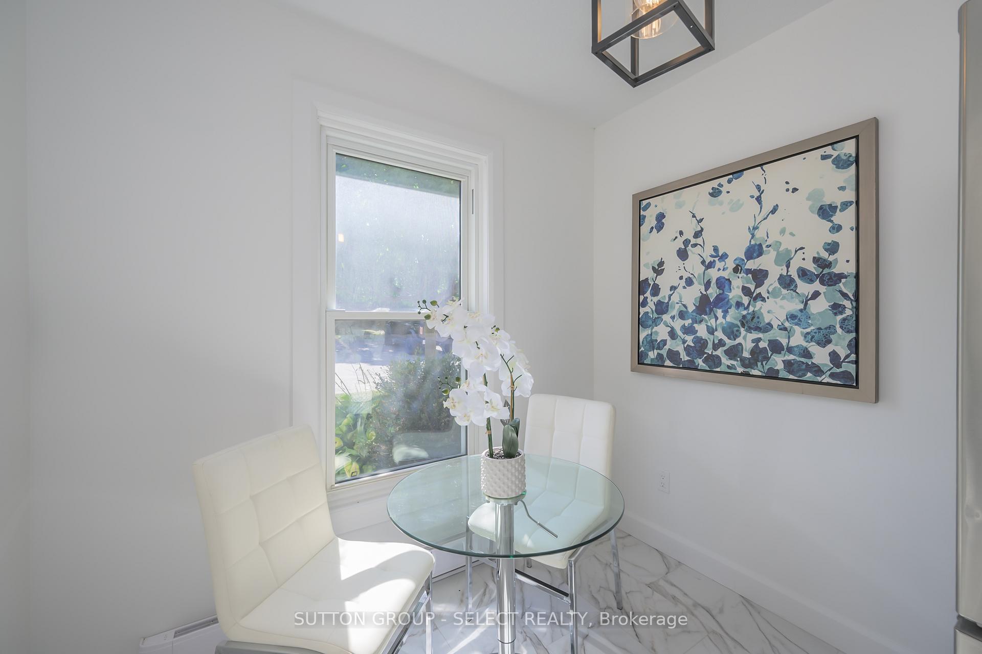 Photo 5 of 522 Cranbrook Road, London, South M — HOMEH
