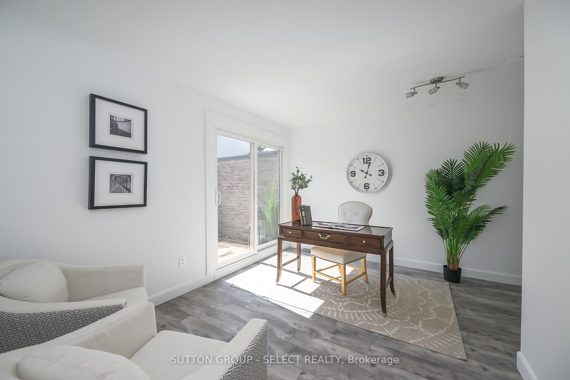 Photo 16 of 522 Cranbrook Road, London, South M — HOMEH