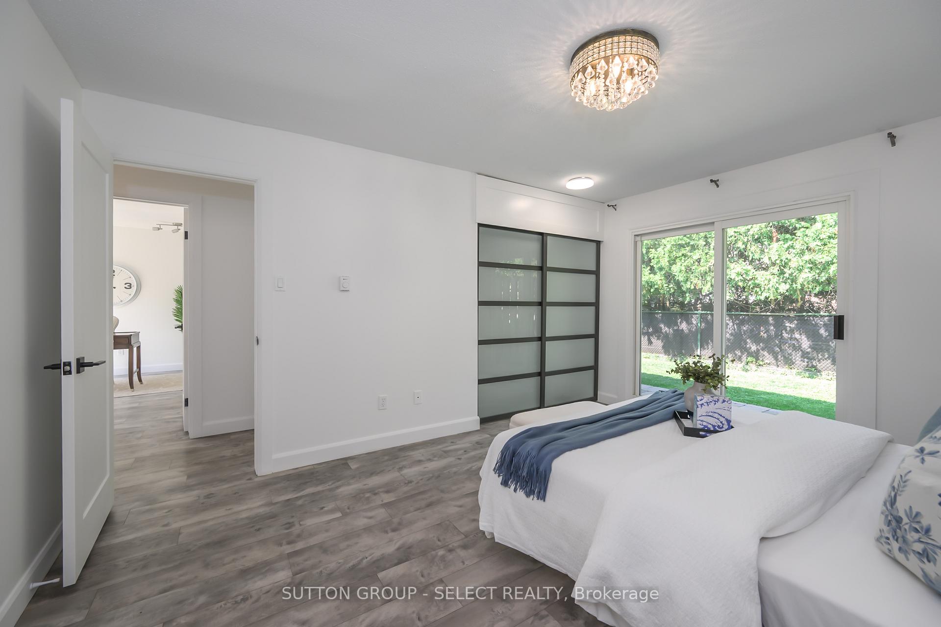 Photo 19 of 522 Cranbrook Road, London, South M — HOMEH