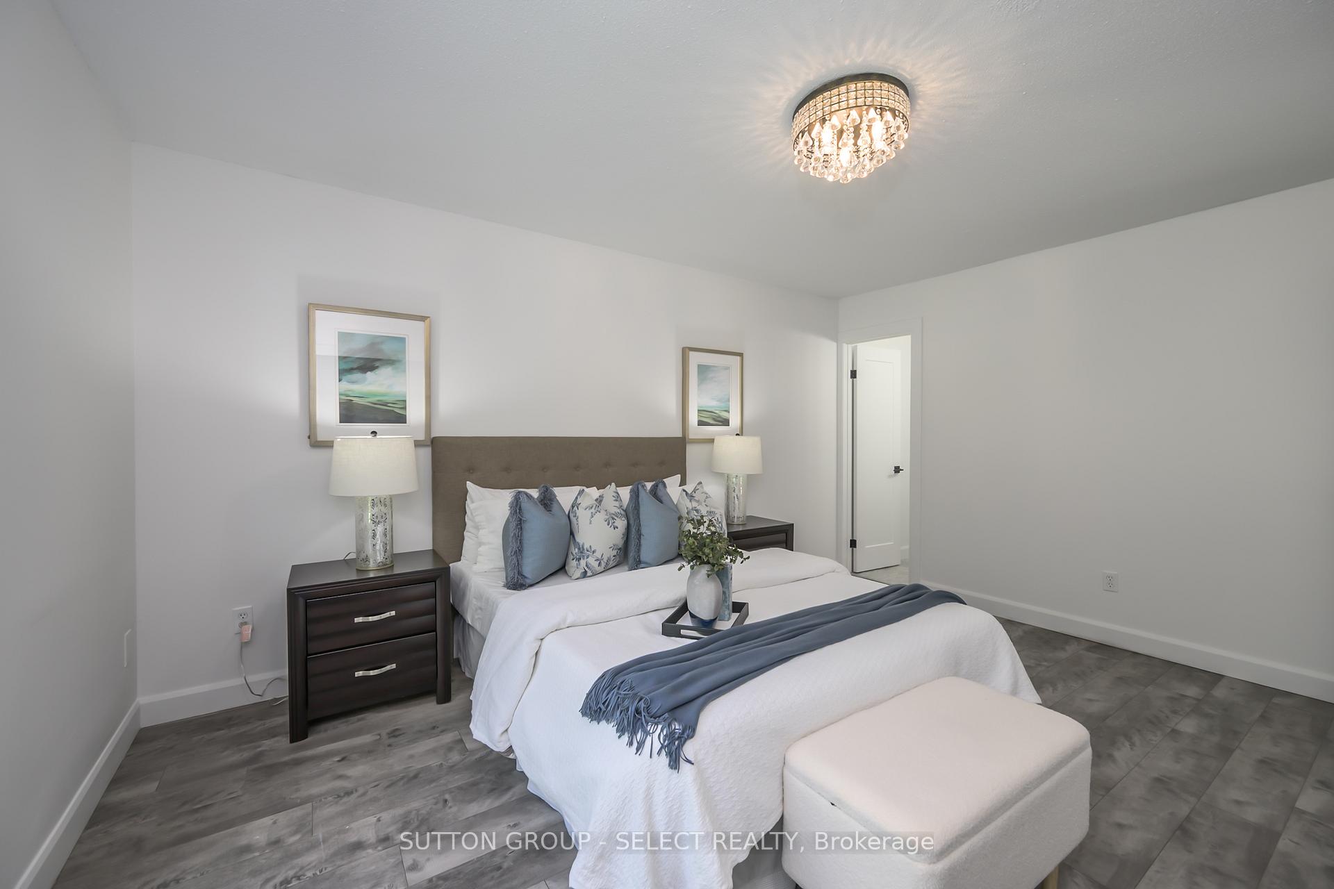 Photo 20 of 522 Cranbrook Road, London, South M — HOMEH