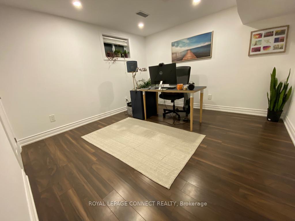 Photo 2 of Unit Lower, 43 Tomlin Crescent, Richmond Hill, North Richvale — HOMEH