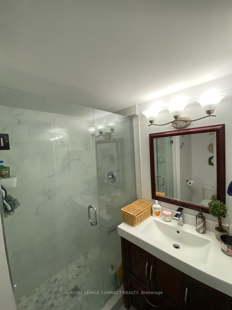 Photo 5 of Unit Lower, 43 Tomlin Crescent, Richmond Hill, North Richvale — HOMEH