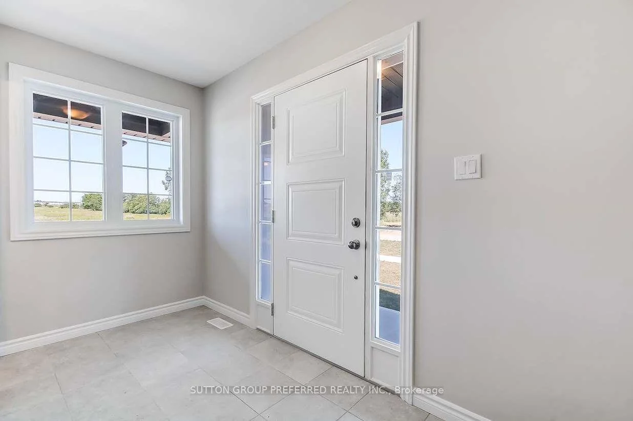 Photo 11 of 377 Kennington Way, London, South W — HOMEH