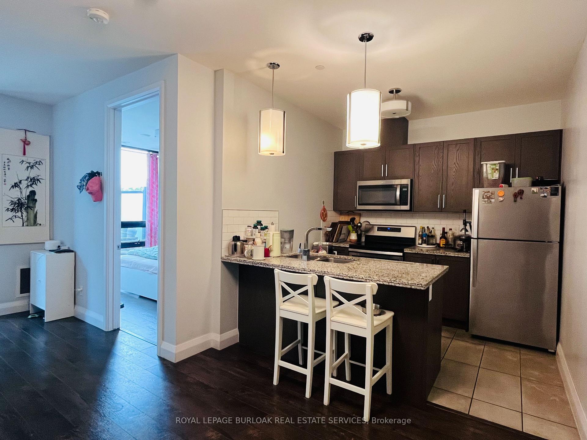 Photo 9 of Unit 301, 101 Locke Street S, Hamilton, Kirkendall — HOMEH