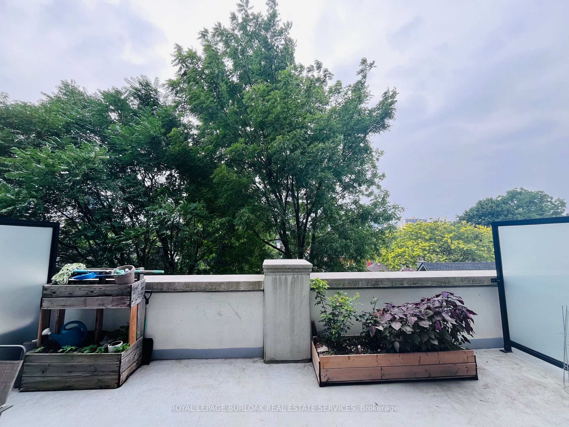 Photo 17 of Unit 301, 101 Locke Street S, Hamilton, Kirkendall — HOMEH