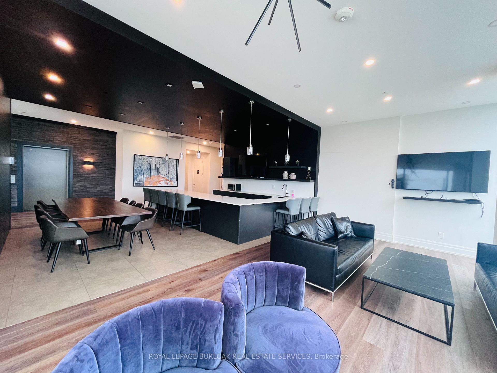 Photo 24 of Unit 301, 101 Locke Street S, Hamilton, Kirkendall — HOMEH
