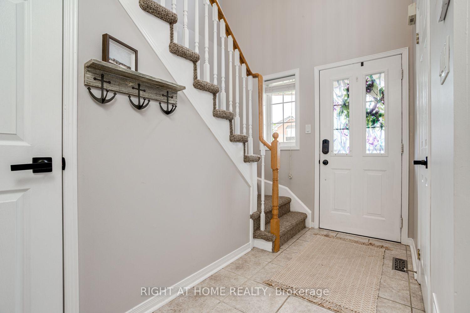 Photo 2 of 104 Calwell Drive, Scugog, Port Perry — HOMEH