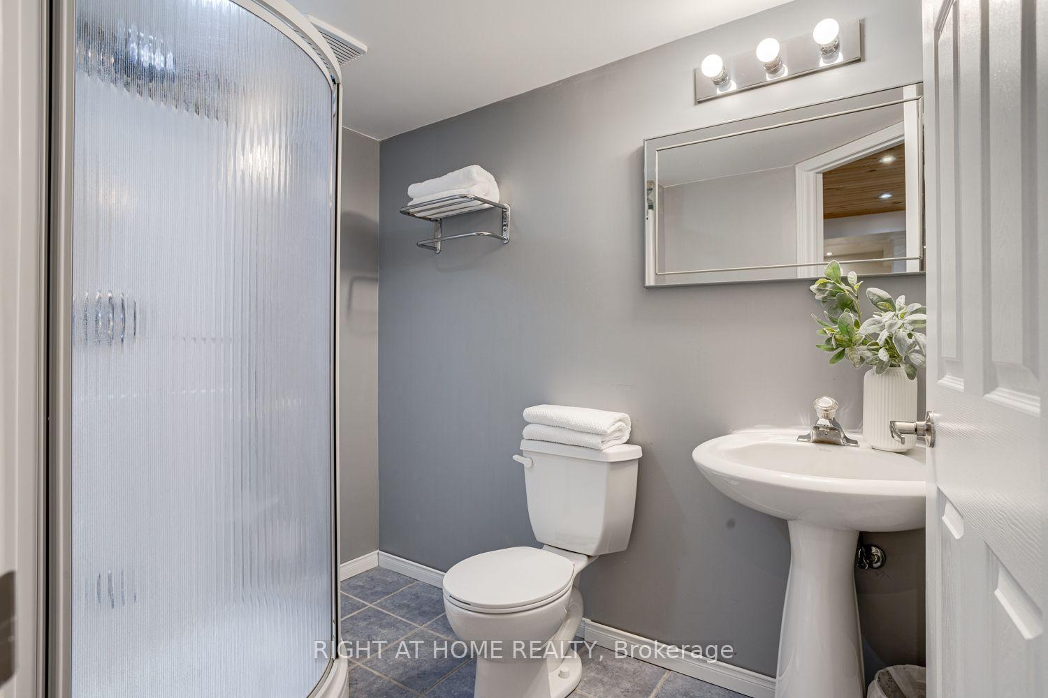 Photo 29 of 104 Calwell Drive, Scugog, Port Perry — HOMEH