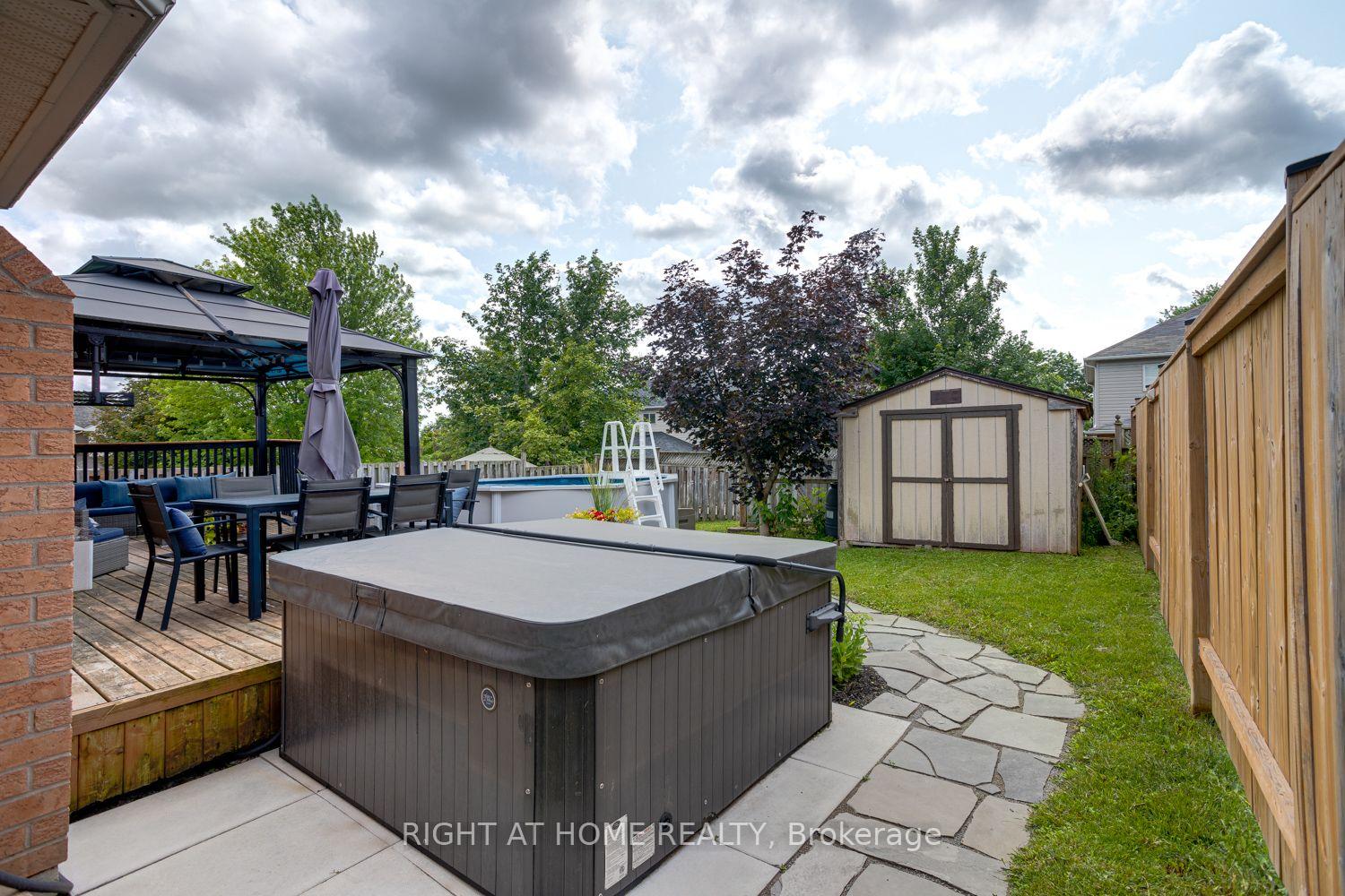 Photo 35 of 104 Calwell Drive, Scugog, Port Perry — HOMEH