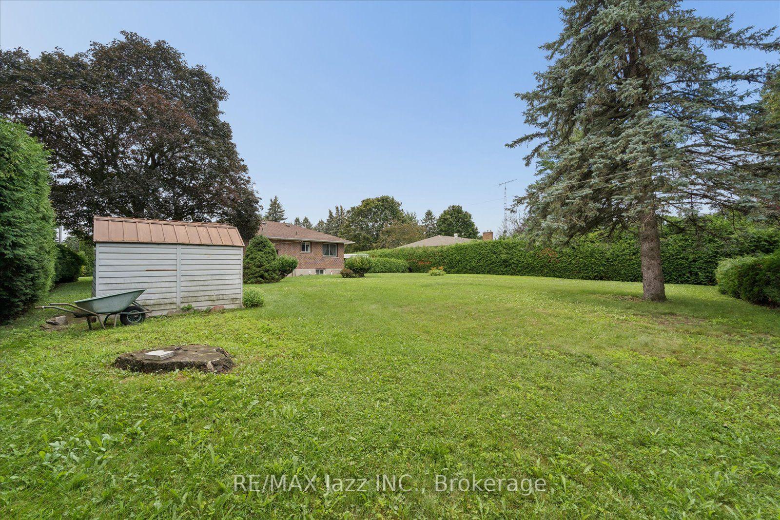 Photo 26 of 616 Bickle Drive, Oshawa, Northwood — HOMEH